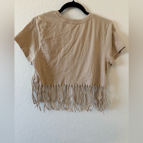 🌵Love & Lazy Days Desert Adventure Fringe Cropped Tee🌵 - Picture 4 of 4